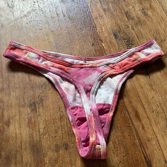 Victorias Secret PINK Cotton Ribbed Thong - Picture 3 of 3